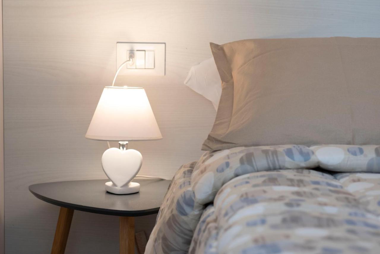 Bed Da Anna Hotel Пескиера дел Гарда Екстериор снимка