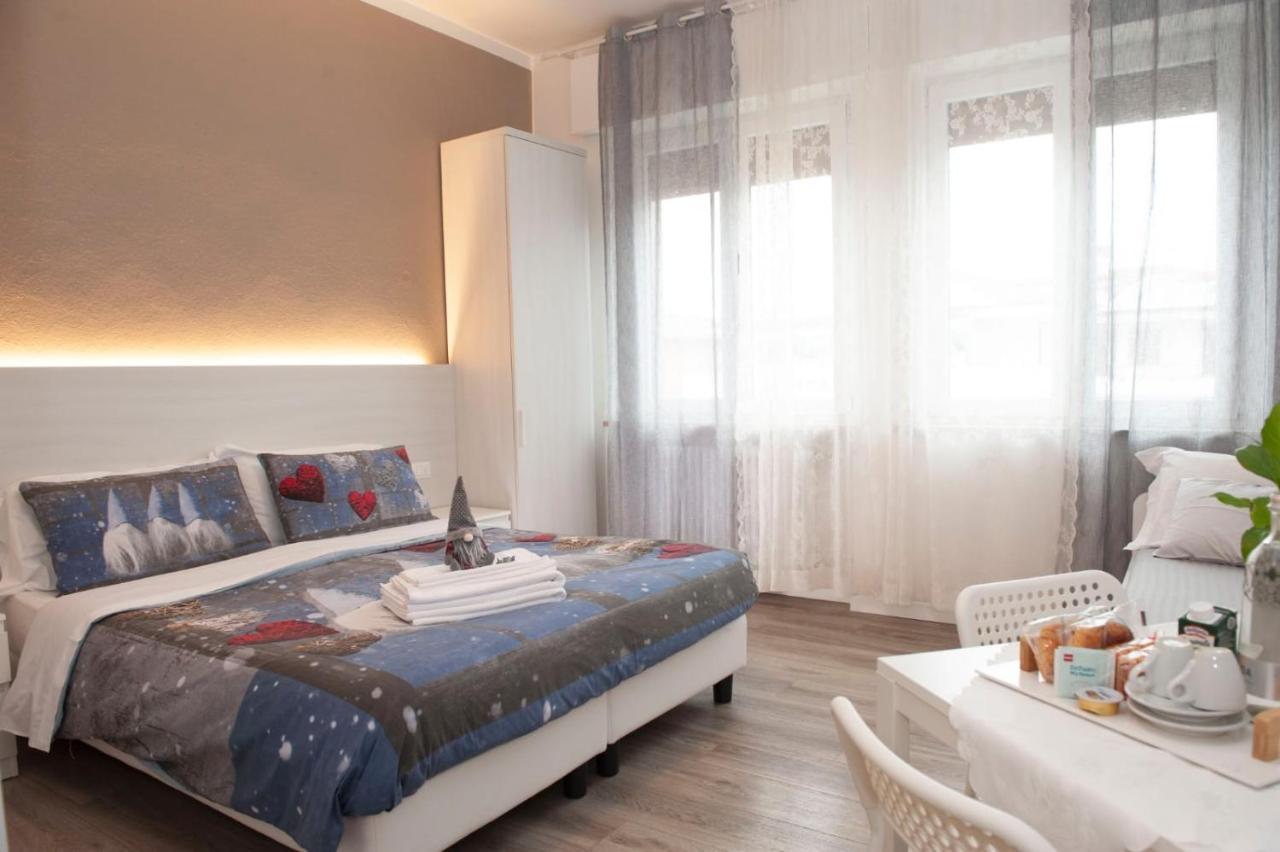 Bed Da Anna Hotel Пескиера дел Гарда Екстериор снимка