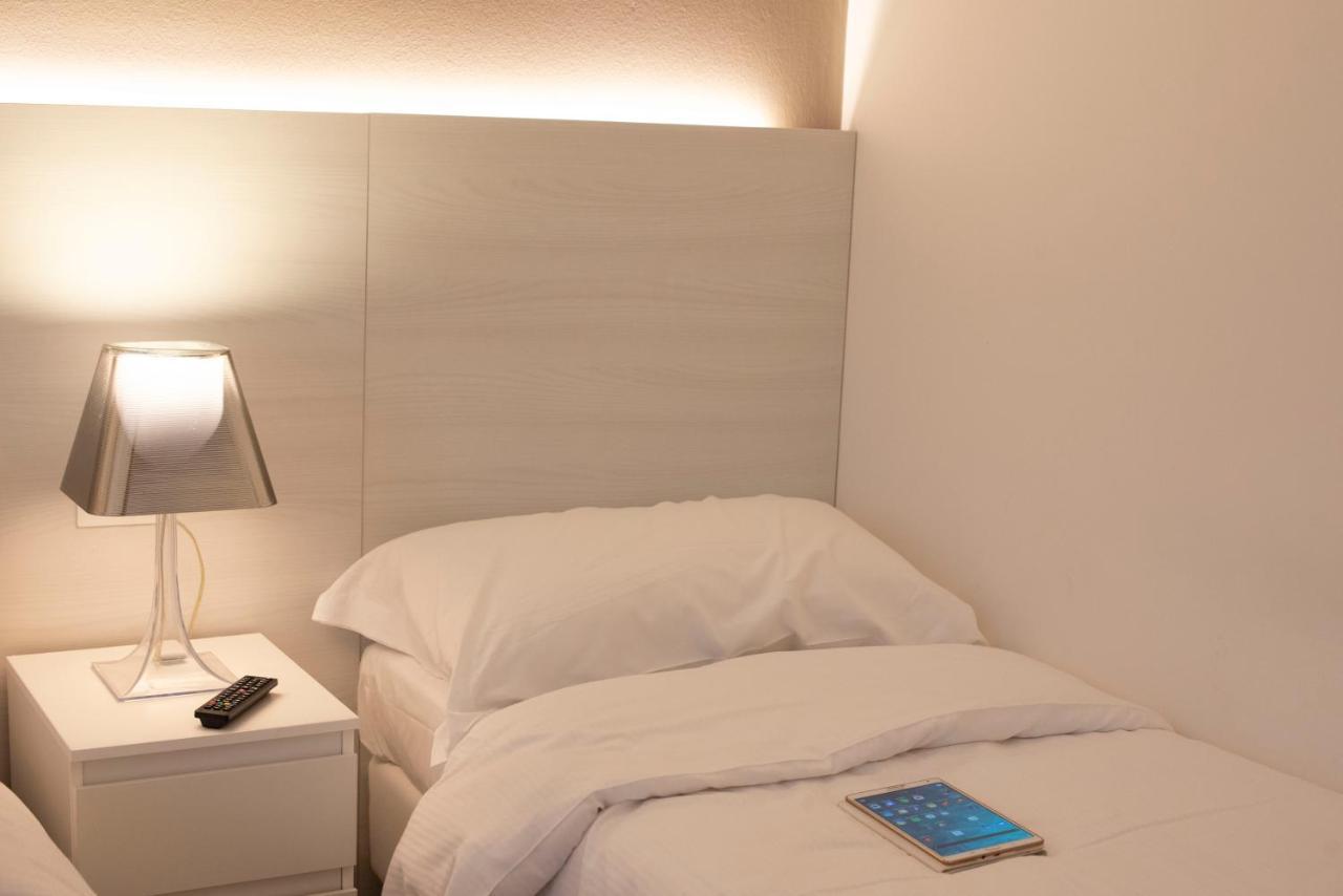 Bed Da Anna Hotel Пескиера дел Гарда Екстериор снимка