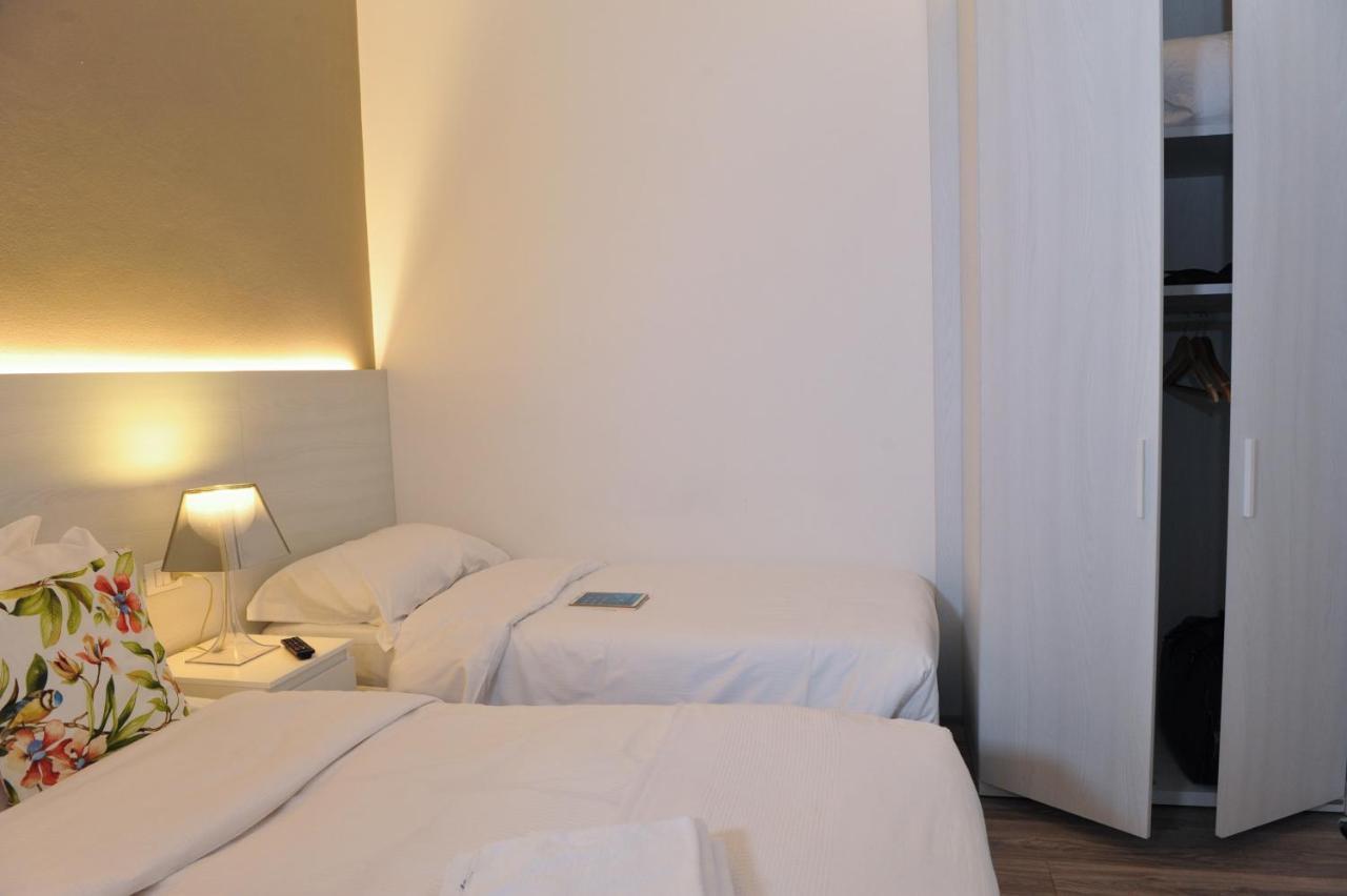 Bed Da Anna Hotel Пескиера дел Гарда Екстериор снимка